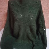 Фірмовий тепленький светрик,розмір L