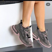 Кросівки сірі з рожевим