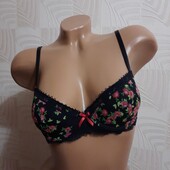☆Розпродаж☆ Гарненький бюстгальтер від TU 32а(70А)