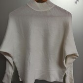 Свитер вязаный