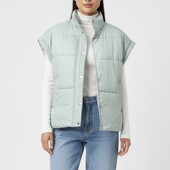 Демісезонна! Фірмова тепла жилетка