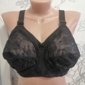 Новий! бюстгальтер без кісточок Triumph Doreen 90 C D Заміри в оописі!