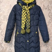 Теплюще пальто зимове.з шарфом. Стан ідеальний.т синє