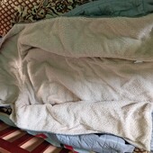 Тепла та мякенька курточка