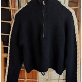 Новий якісний светр Stradivarius, S