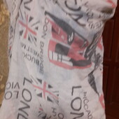 Розпродаж! Легкий шарф із малюнком