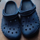 Розпродаж речей для підлітка