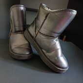 Черевики. Уггі. 22 см.