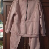 Теплий новий костюм на флісі р.56.