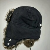 Теплющяя с ушками с ремешком на кнопке под подбородком р.1-3 года по бирке