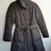 Тепле зимове темно-сіре приталене пальто пуховик без капюшона