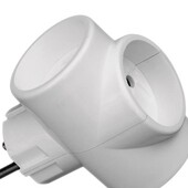 Тройник на розетку