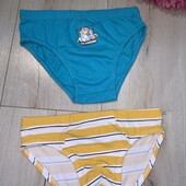 Новий стан.Трусики 2пари на 7,8років.
