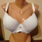 новий бюстгальтер 38 F, чашка 29-30 см