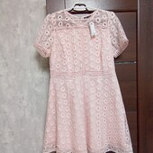 Брендовое новое красивое ажурное платье р.16.