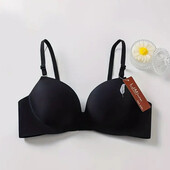 Класний бюстгальтер, чудово тримає форму. 70/А Пуш-ап