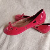 223 Балетки лакові ст. 23 см