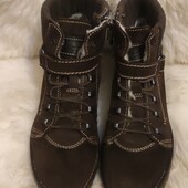 жіночі ботінки