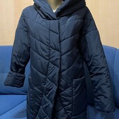 Куртка на теплу зиму чи прохолодний демисезон . В стані нової . Є нюанси .