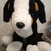 Собака плюшева велика.