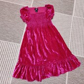 Оксамитова сукня кольору фуксія (5-6 років)