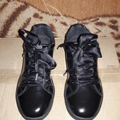 Снікерси, туфлі на дівчинку р.37.устілка 23 см.