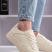 кросівки жіночі дві моделі, одна пара на вибір 23 см. кроссовки 