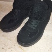 Жіночі кросівки зимові