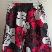 Шорты пляжные с сеточкой.