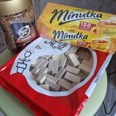 Кава,чай та вафлі.