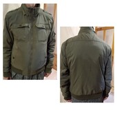 стильная теплая фирменная куртка . размер L