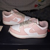 Кроссовки.р.р.33.стелька 20.5 см.в хорошем состоянии.