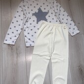 У відмінному стані піжамка,комплект для дому на зріст 120см.