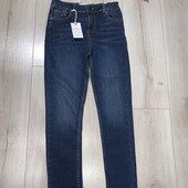 Нові з біркою.Джинси на 10років.