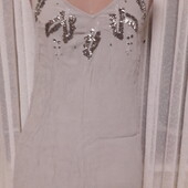 Розпродаж! Красива майка з вишивкою