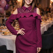 Святкова сукня кольору фуксія з відкритими плечима