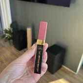 Рідка стійка матова помада