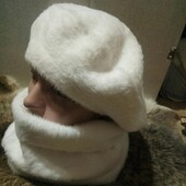 Женский белый берет альпака