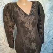 Красиве фірмове плаття!