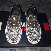 Кеды.р.р.37.стелька 23.5 см.в хорошем состоянии.Оригинал!