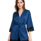 Синій "шовковий"ніжний халатик з мережевому
