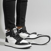 Стильні зручні кросівки з екошкіри на хутрі ,якість супер