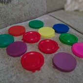 ❤️Крышки разноцветные пластиковые❤️ Набор 12 штук