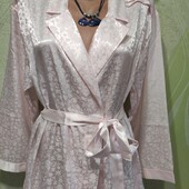 Шикарний шовковий халат, без сліду ношення