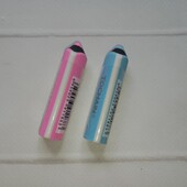 В лоті 2 шт. Ластик кольоровий