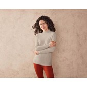 10730Чудовий ніжний светр гольф Esmara M 40/42