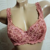 Бюстгальтер від Triumph