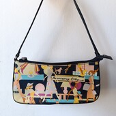 Гарненька, невеличка сумочка із текстилю