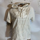 Футболка с капюшоном в середине с начесом размер М, состояние идеальное