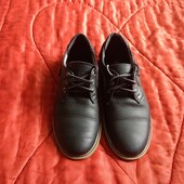 Шкіряні туфлі